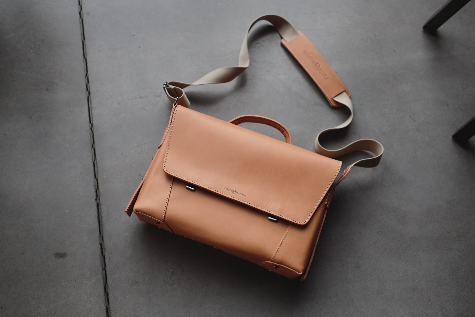 Louis camera bag – RUITERTASSEN